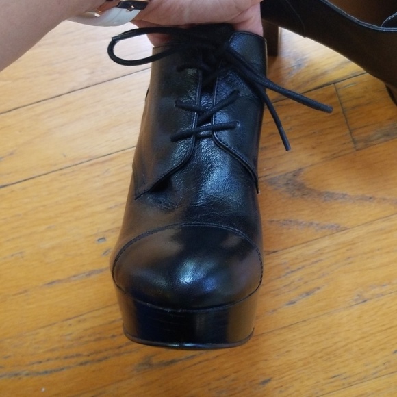 Nine West Leather Platform Boot Heels - Picture 8 of 8